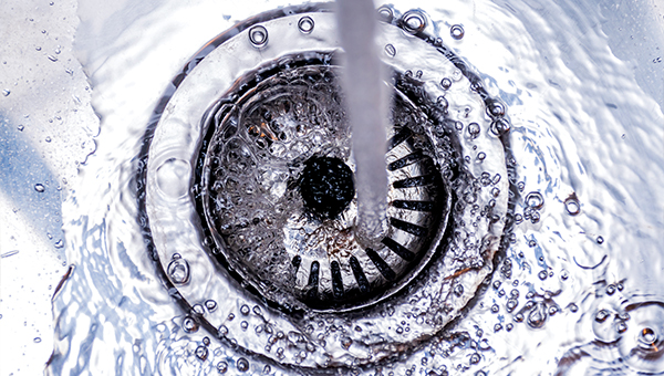 Water running down a stink